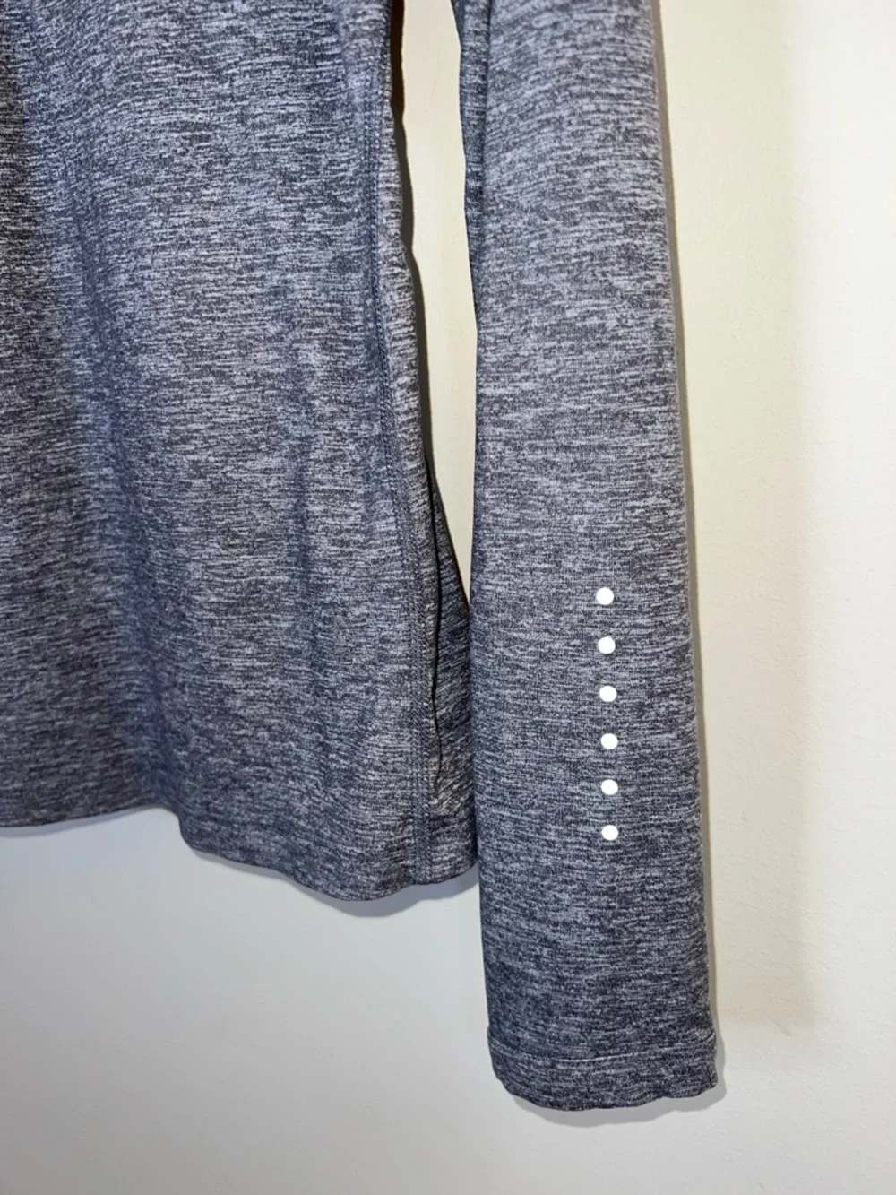 Nike Dri-Fit Running 1/4 Zip Pullover‎ Thumbholes Gray Women’s Size S